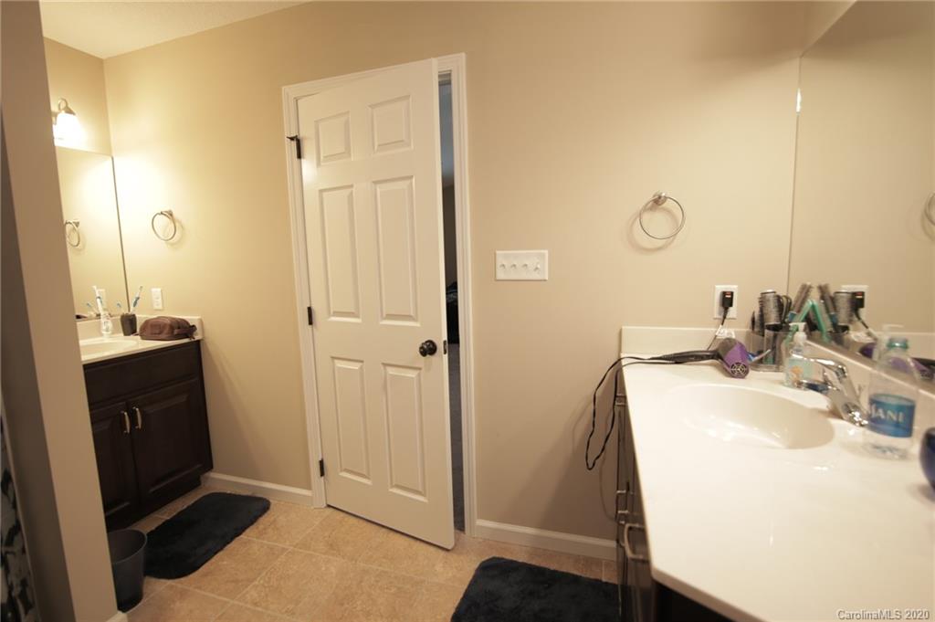 48 Parrot Road Candler NC 28715