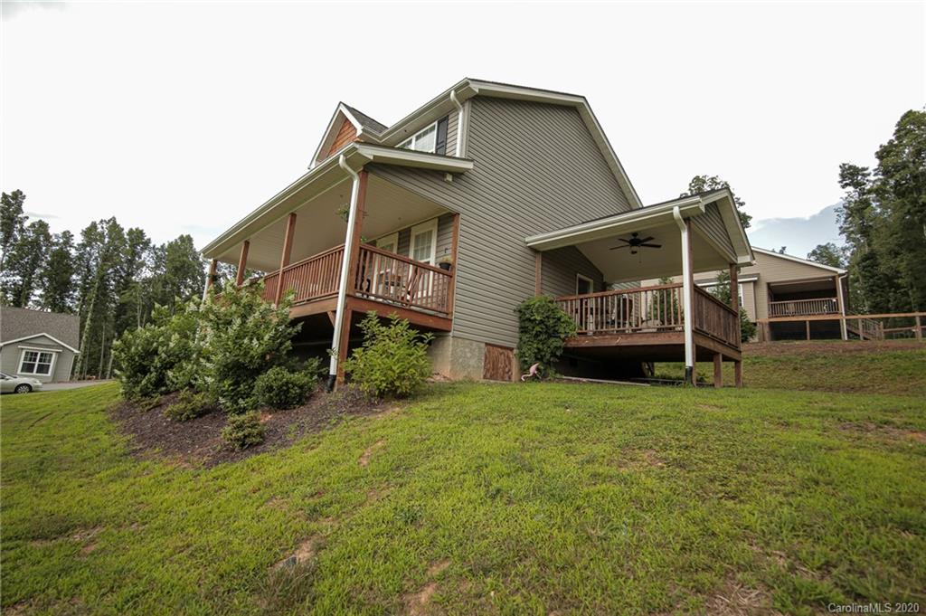 48 Parrot Road Candler NC 28715