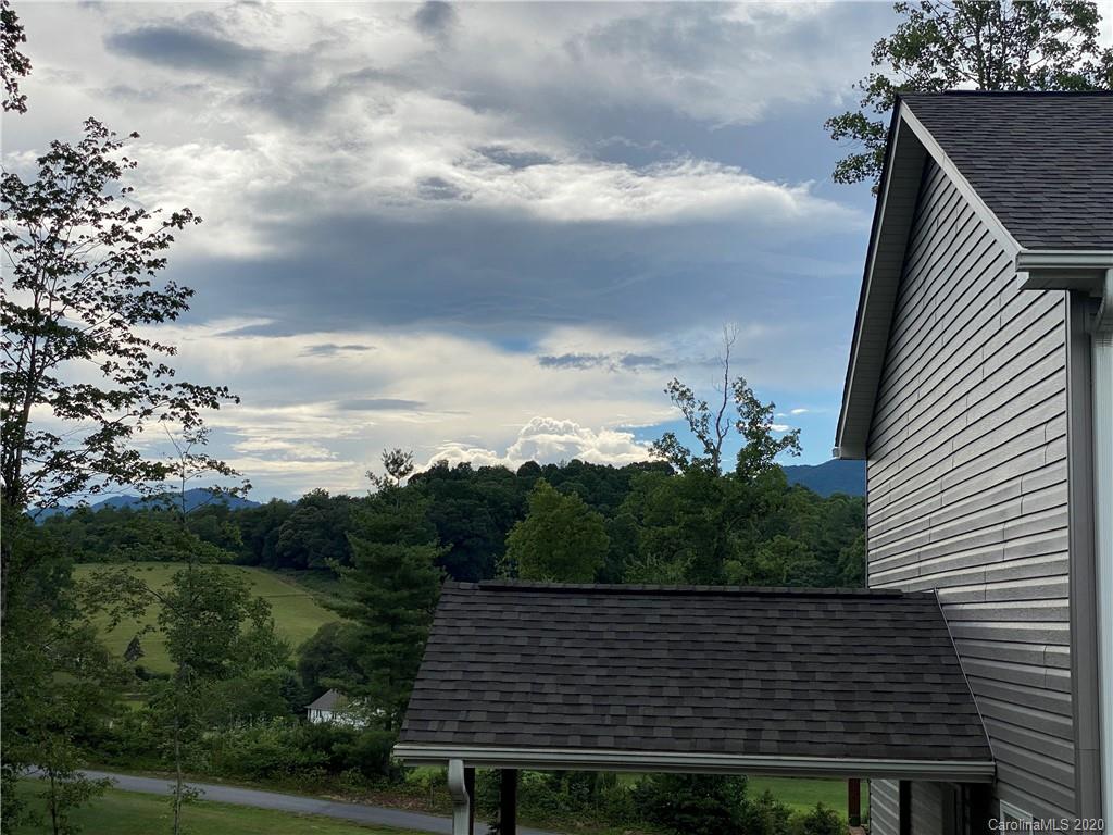48 Parrot Road Candler NC 28715