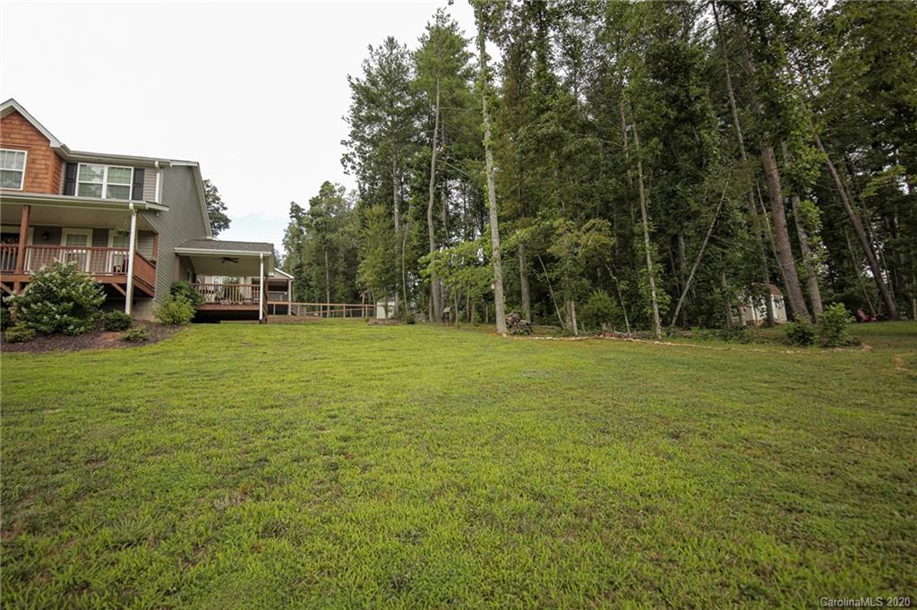 48 Parrot Road Candler NC 28715