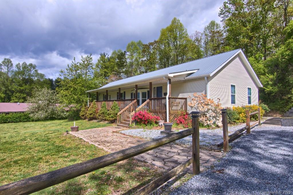 70 Bennison Lane Flat Rock NC 28731