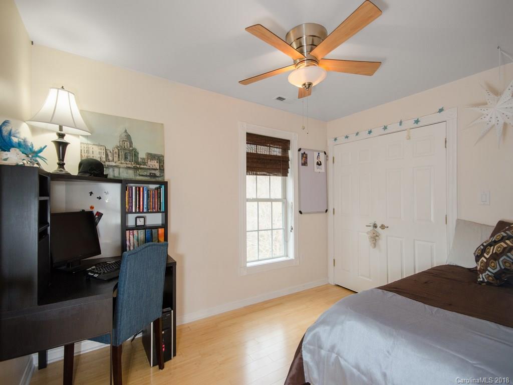 9 Clearbrook Crossing Asheville NC 28803