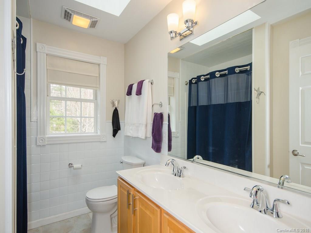 9 Clearbrook Crossing Asheville NC 28803
