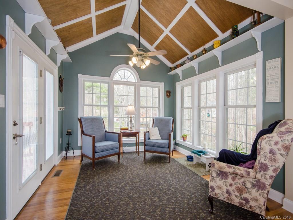 9 Clearbrook Crossing Asheville NC 28803