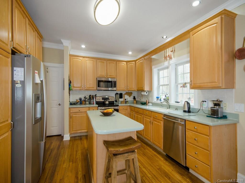9 Clearbrook Crossing Asheville NC 28803