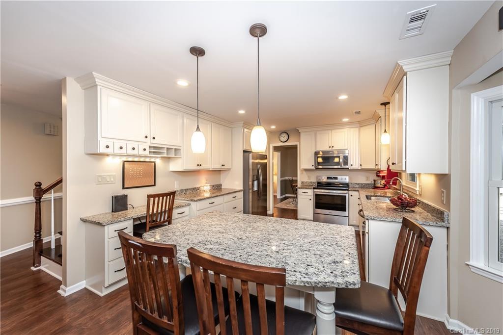 2806 Briar Ridge Drive Charlotte NC 28270