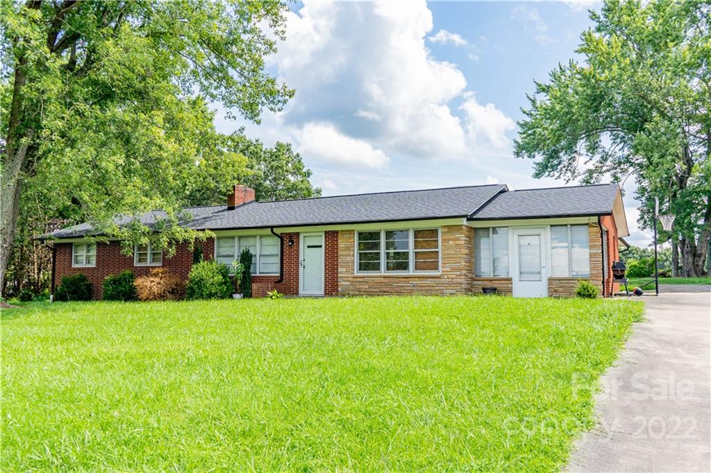 66 Avon Park Lane Taylorsville NC 28681