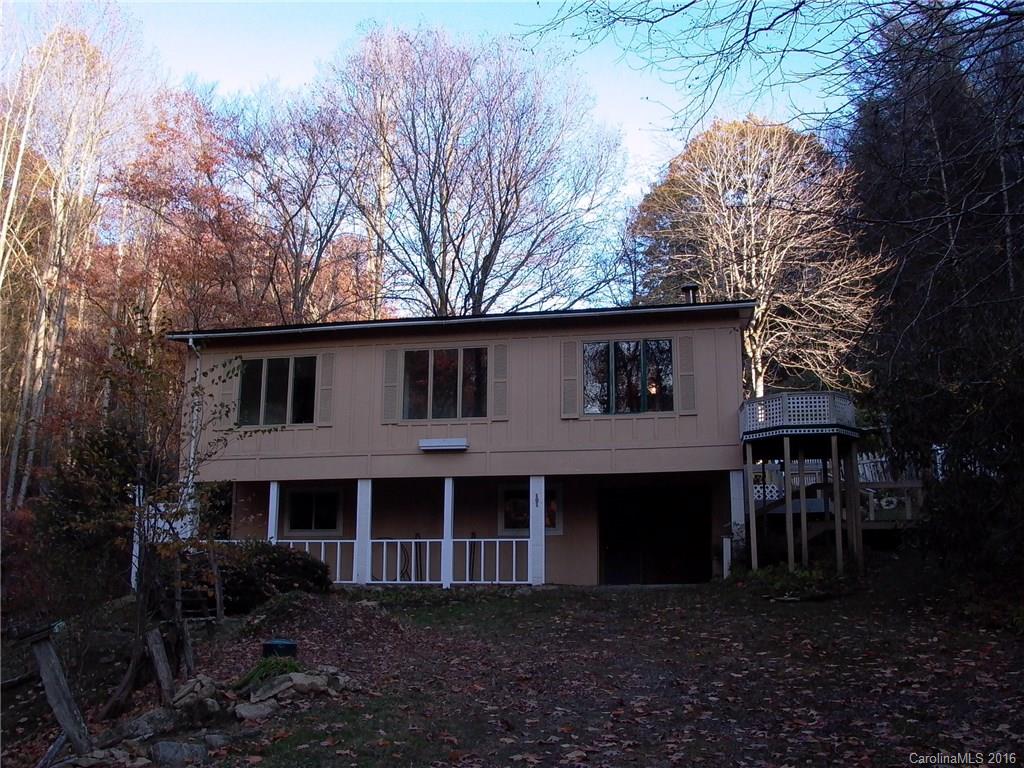 101 Fox Run Hot Springs NC 28743