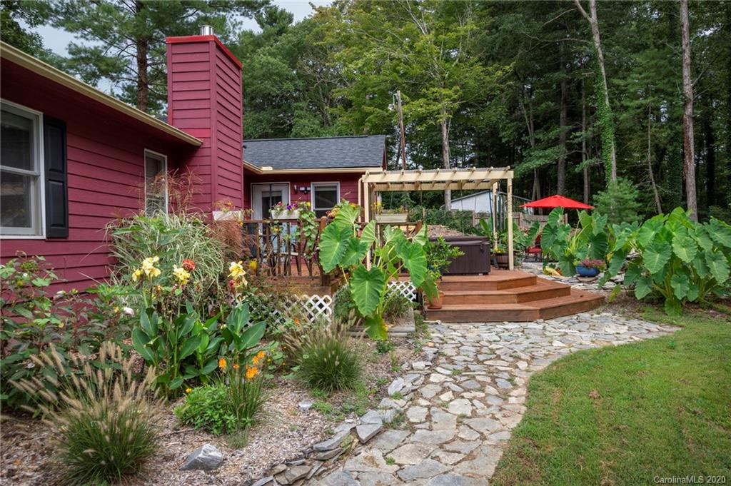 6 Bethany Woods Drive Asheville NC 28805