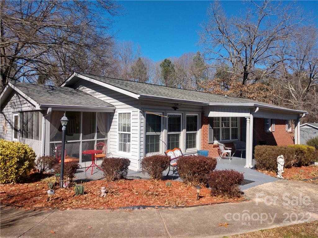203 Oak Forest Drive Forest City NC 28043