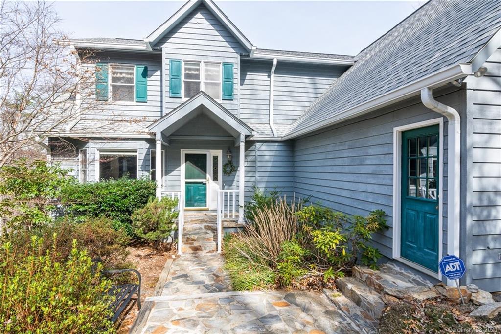 8 Tree Top Place Black Mountain NC 28711