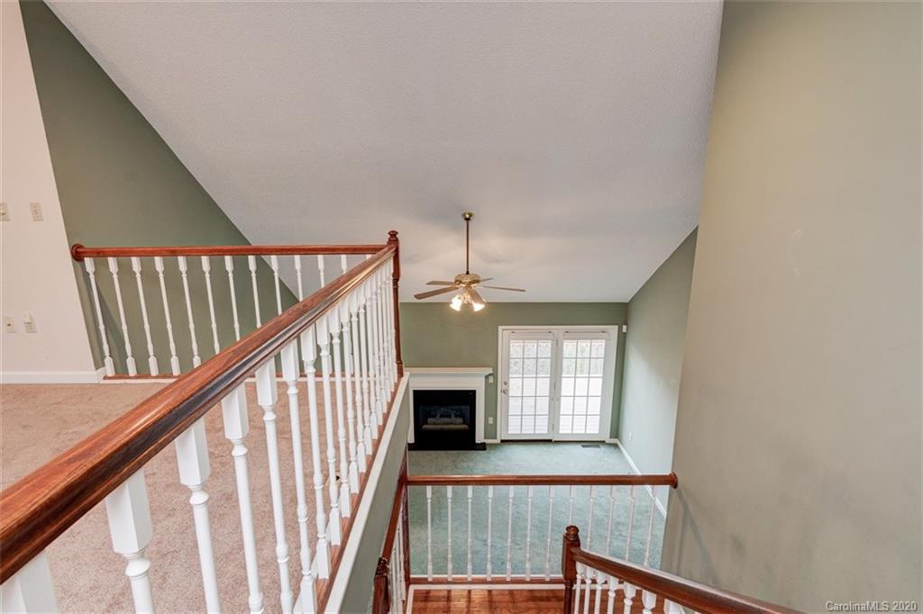 8 Tree Top Place Black Mountain NC 28711