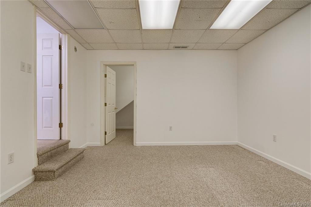 8 Tree Top Place Black Mountain NC 28711