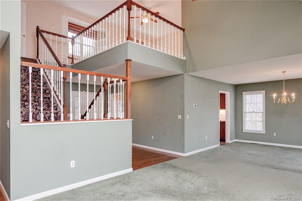 8 Tree Top Place Black Mountain NC 28711