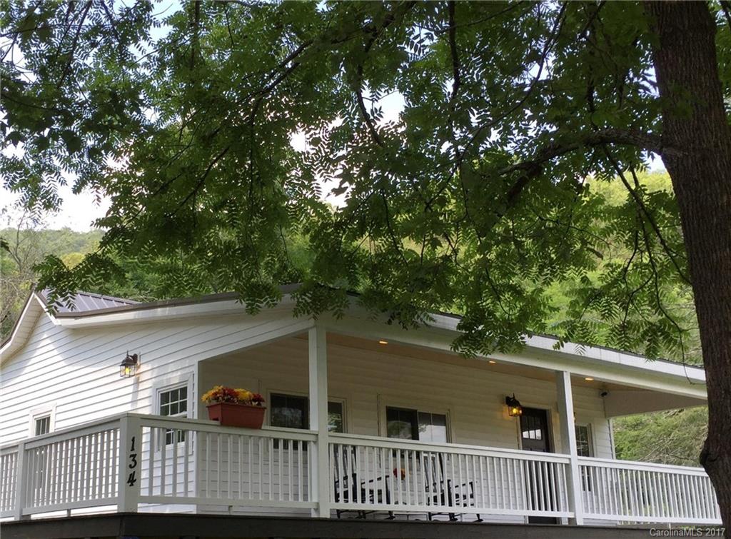 134 Black Oak Cove Road Candler NC 28715