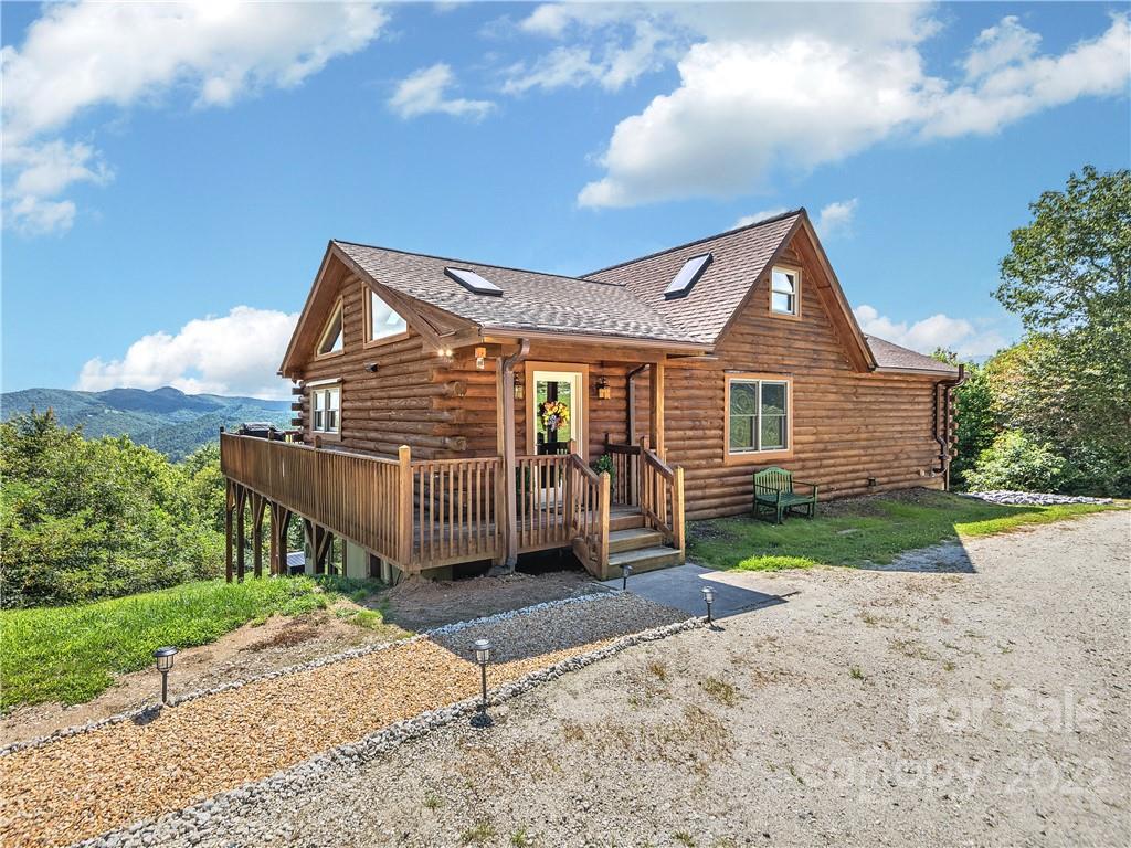 866 Pine Tree Road Spruce Pine NC 28777