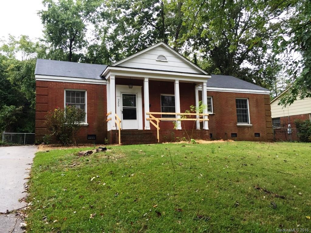 5200 Grafton Drive Charlotte NC 28215
