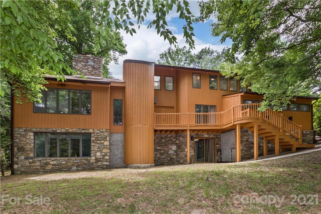 204 Riva Ridge Drive Fairview NC 28730