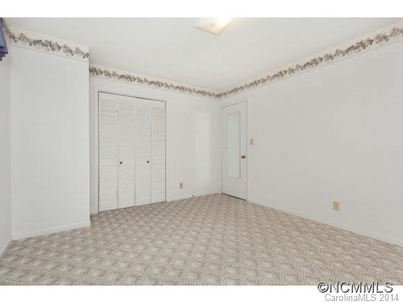 9 Brucemont Place Asheville NC 28806