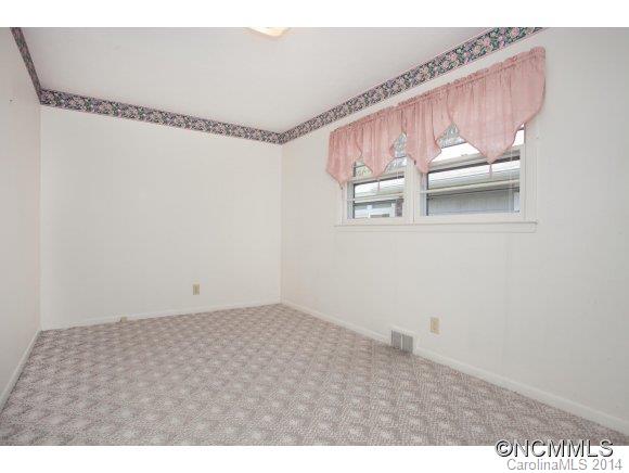 9 Brucemont Place Asheville NC 28806