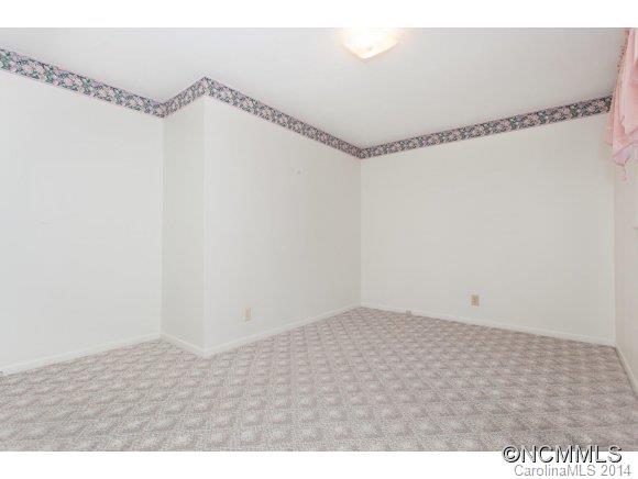 9 Brucemont Place Asheville NC 28806