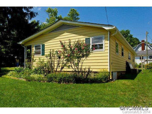 9 Brucemont Place Asheville NC 28806
