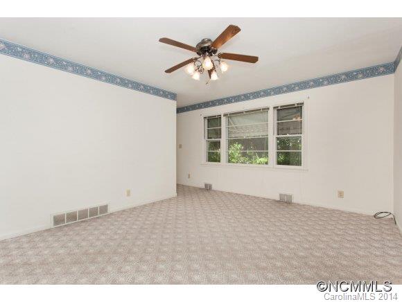 9 Brucemont Place Asheville NC 28806