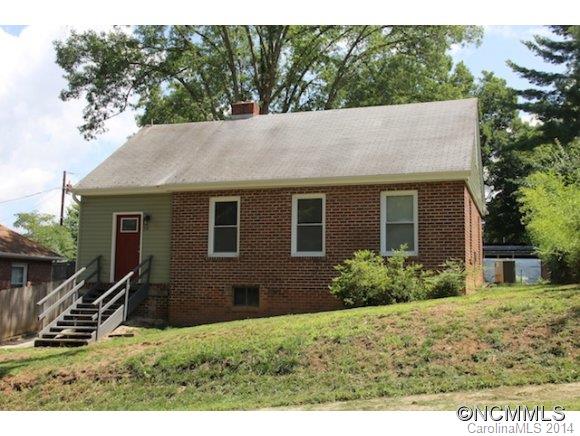 10 Enka Oak Street Candler NC 28715