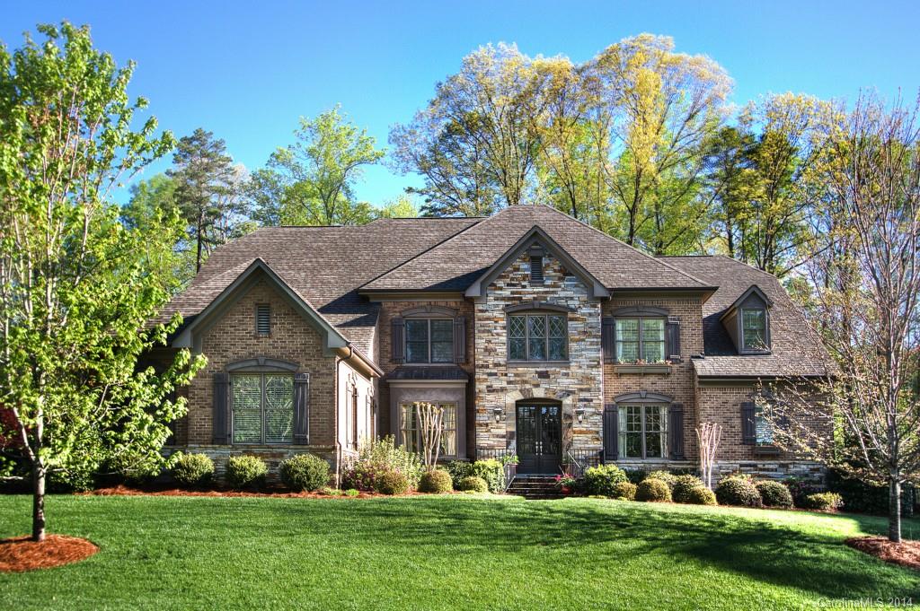 1119 Delacourt Lane Matthews NC 28104