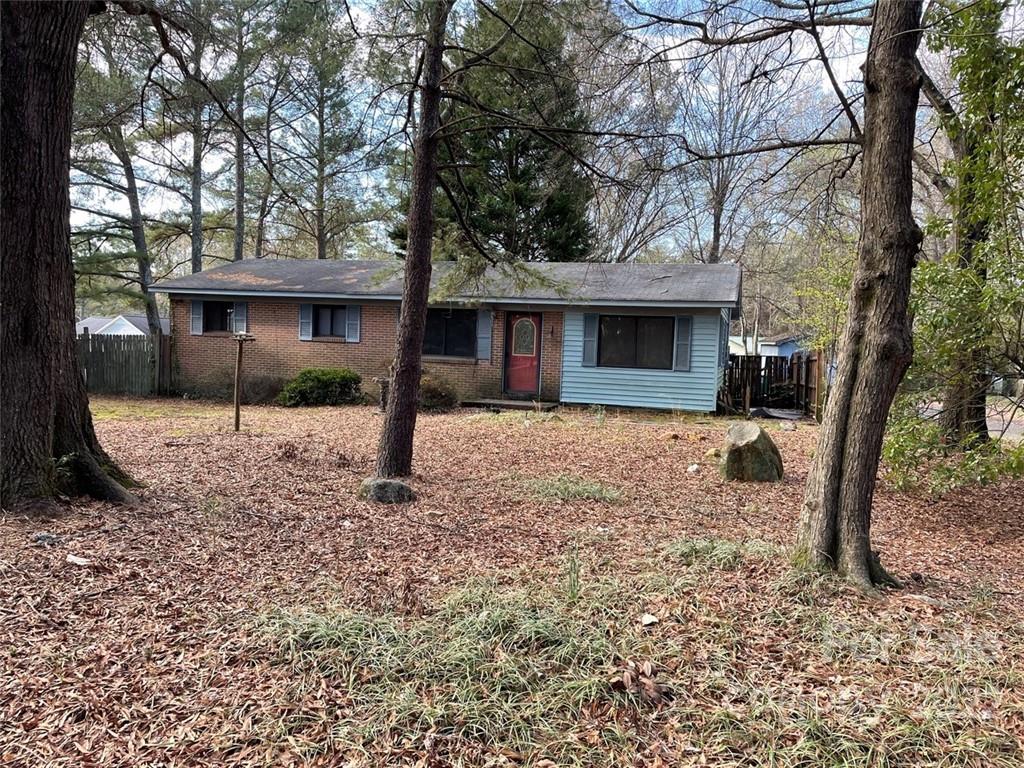 4040 Pleasant Plains Road Matthews NC 28104