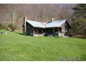 1566 Roaring Fork Road Burnsville NC 28714