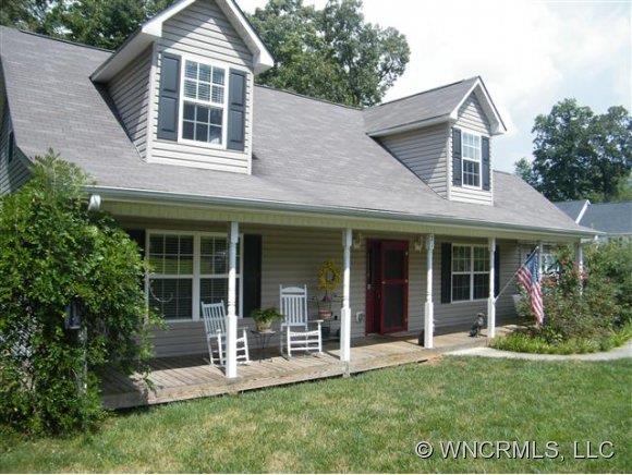21 Sunset Valley Drive Etowah NC 28729