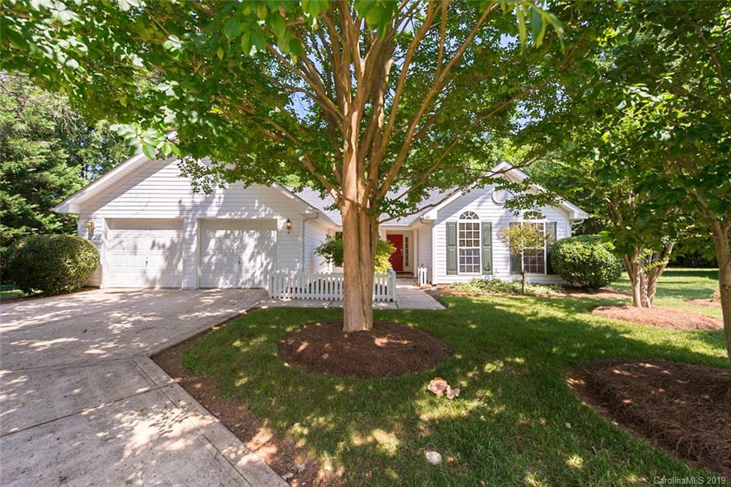8800 High Chase Lane Charlotte NC 28273
