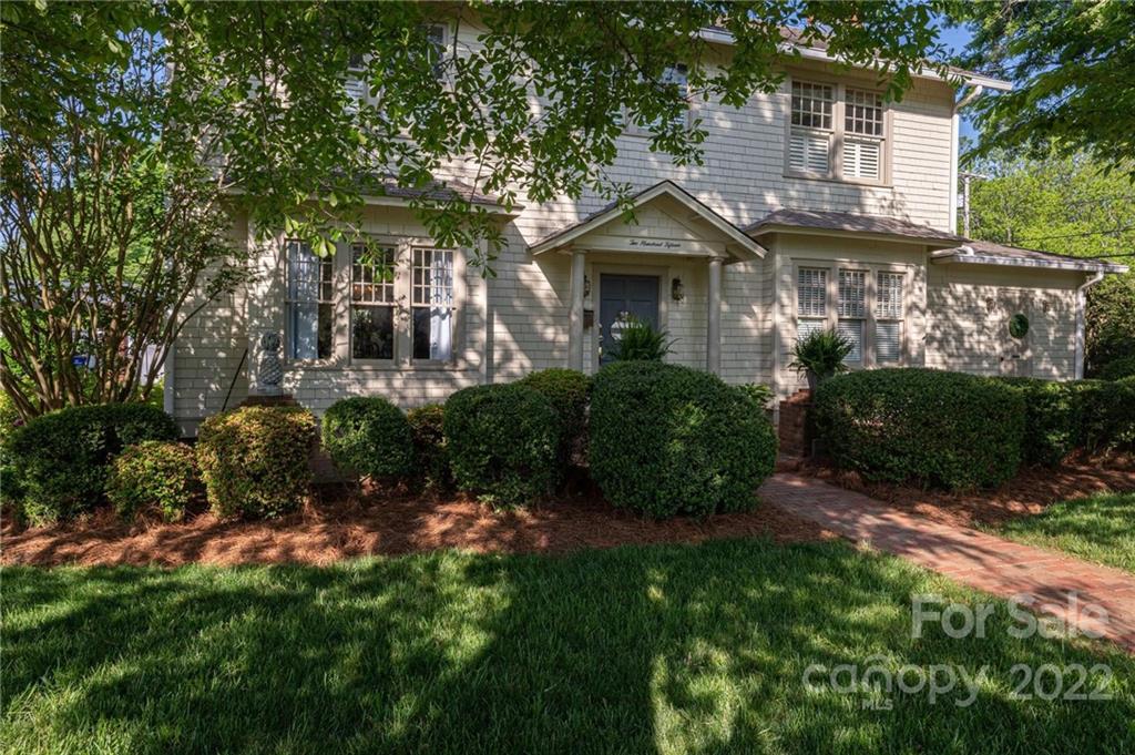 215 N Laurel Street Lincolnton NC 28092