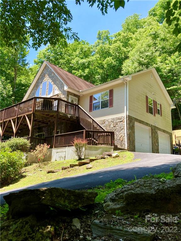 160 Flying Hawk Trail Waynesville NC 28786