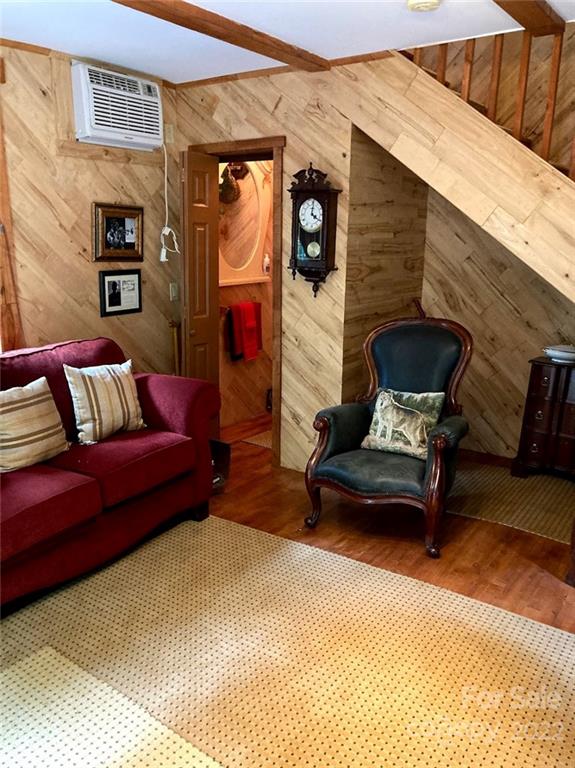 160 Flying Hawk Trail Waynesville NC 28786