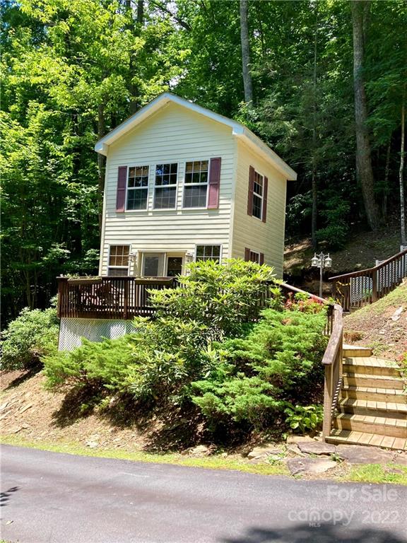 160 Flying Hawk Trail Waynesville NC 28786