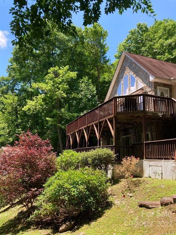 160 Flying Hawk Trail Waynesville NC 28786