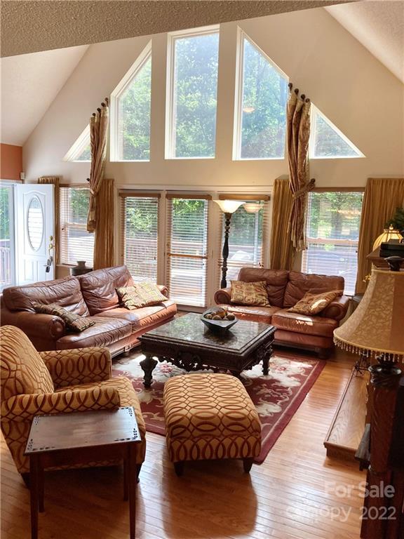 160 Flying Hawk Trail Waynesville NC 28786