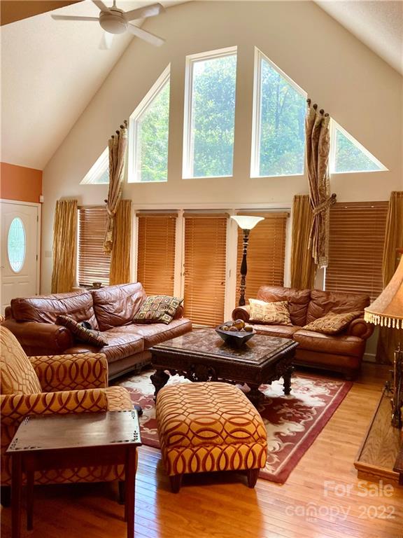 160 Flying Hawk Trail Waynesville NC 28786