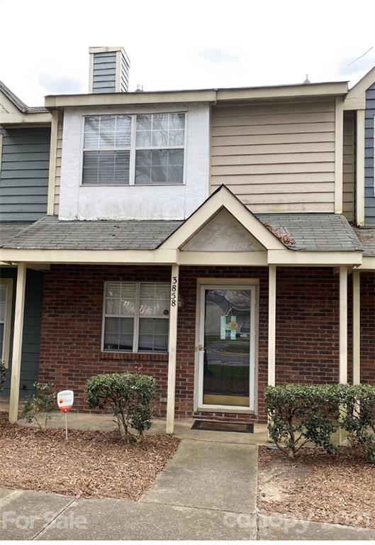 3858 Mosscroft Lane Charlotte NC 28215