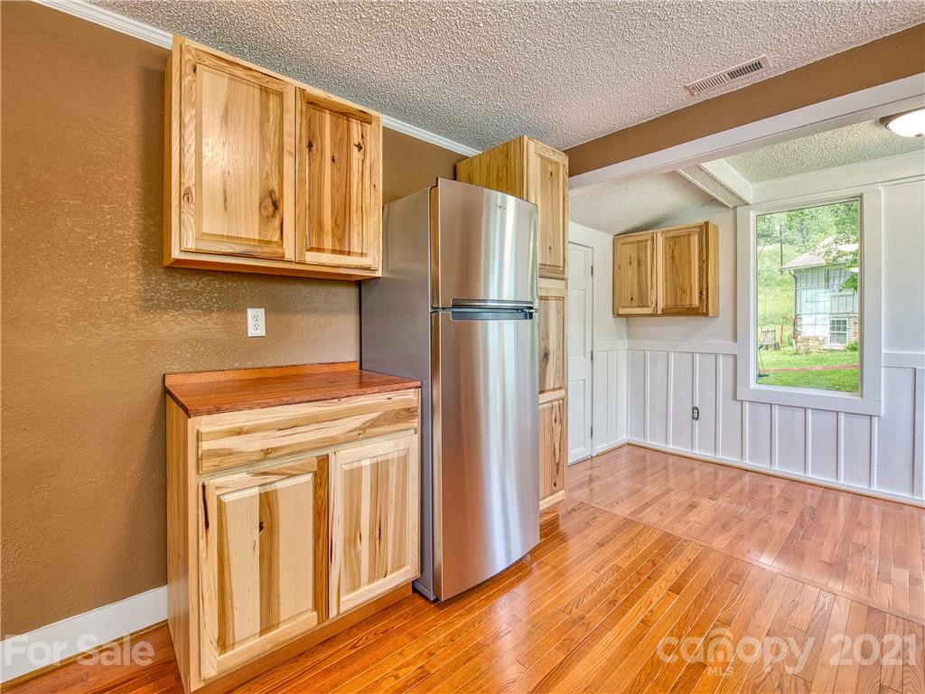 6 Glade Way Waynesville NC 28785
