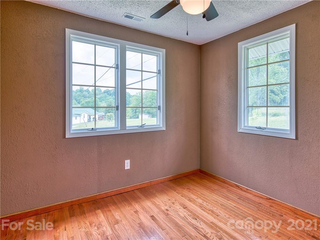 6 Glade Way Waynesville NC 28785