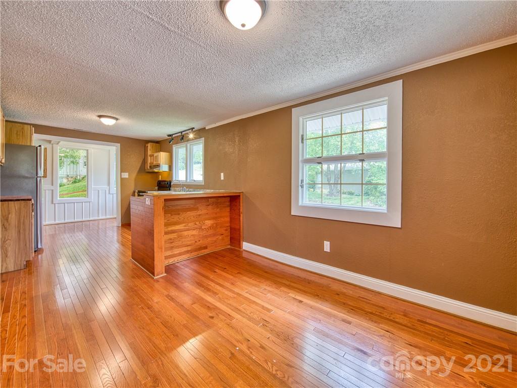 6 Glade Way Waynesville NC 28785