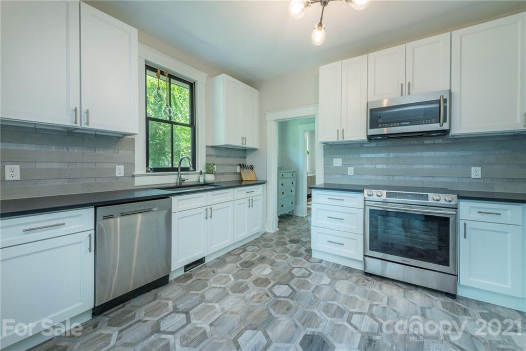 121 Spears Avenue Asheville NC 28801