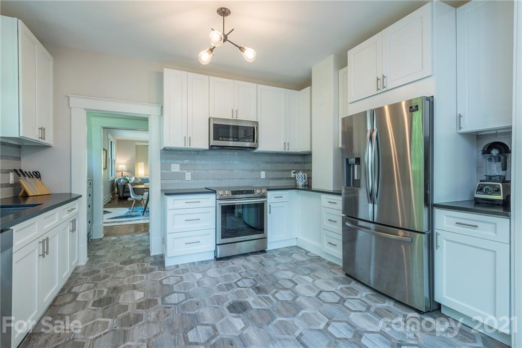 121 Spears Avenue Asheville NC 28801