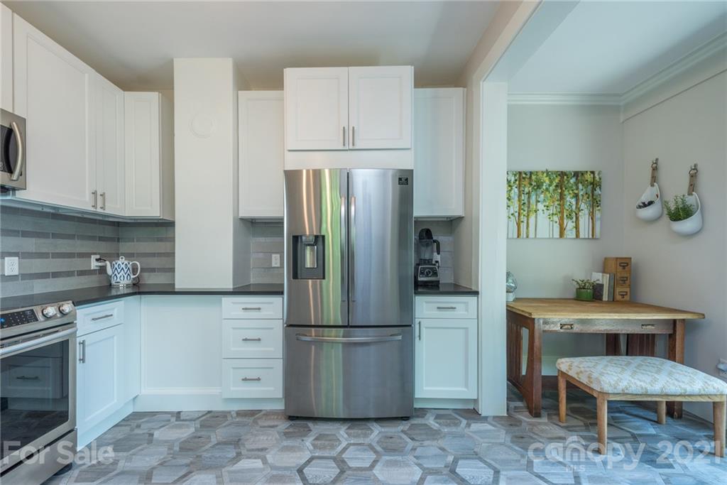 121 Spears Avenue Asheville NC 28801