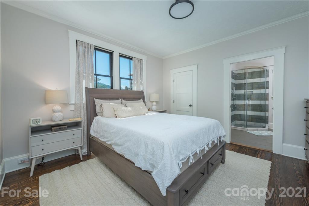 121 Spears Avenue Asheville NC 28801