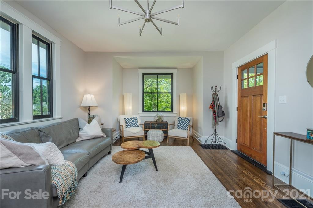 121 Spears Avenue Asheville NC 28801