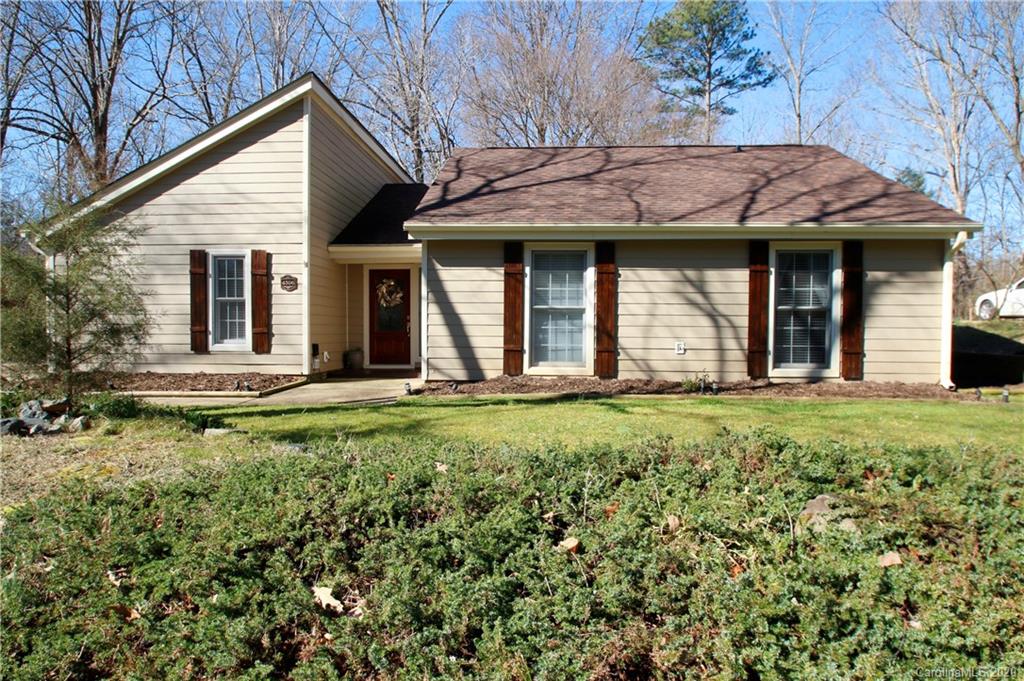 4506 Woods End Lane Charlotte NC 28277
